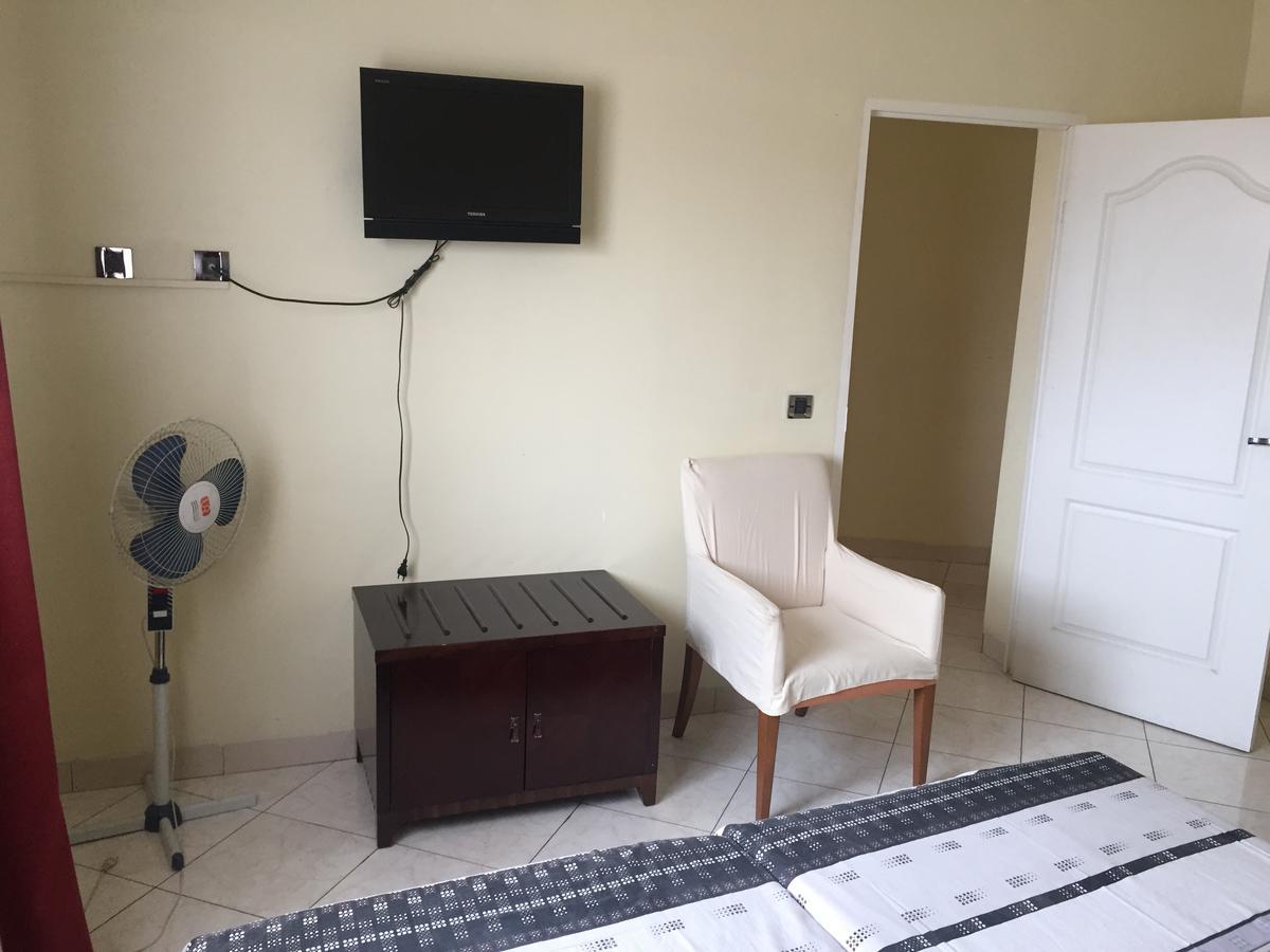 White Palace Hotel Antananarivo Kültér fotó