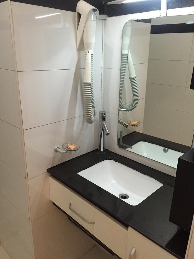 White Palace Hotel Antananarivo Kültér fotó